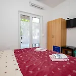 別荘 Rab Paradise -3 Bedrooms 3 Bathrooms *