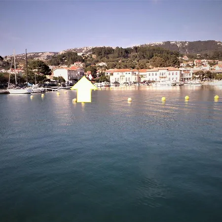 Rab Paradise -3 Bedrooms 3 Bathrooms Casa de Férias