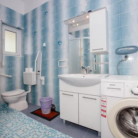 Casa de Férias Rab Paradise -3 Bedrooms 3 Bathrooms *