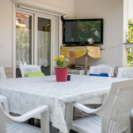 Dom wakacyjny Rab Paradise -3 Bedrooms 3 Bathrooms