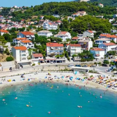 Rab Coastal Retreat - 3 Bedrooms