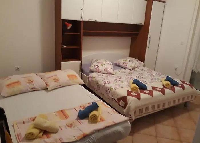 Rab Paradise -3 Bedrooms 3 Bathrooms *