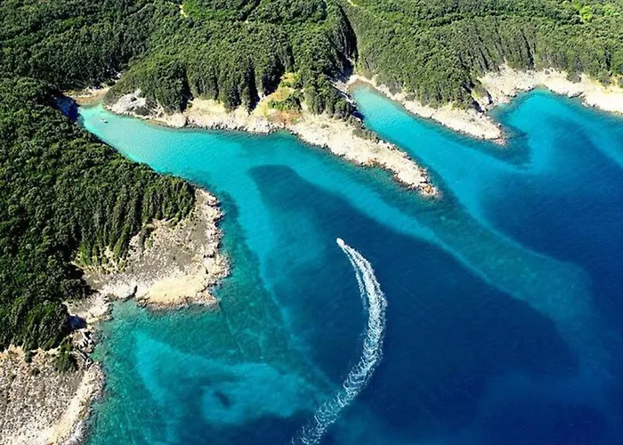 Rab Paradise -3 Bedrooms 3 Bathrooms *