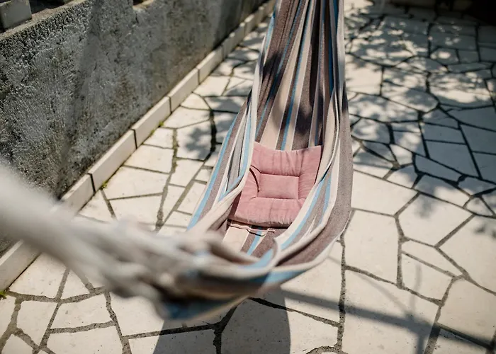 Rab Paradise -3 Bedrooms 3 Bathrooms بيت للعطل Palit